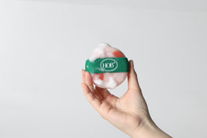 Chiodi di garofano e sapone spugnoso