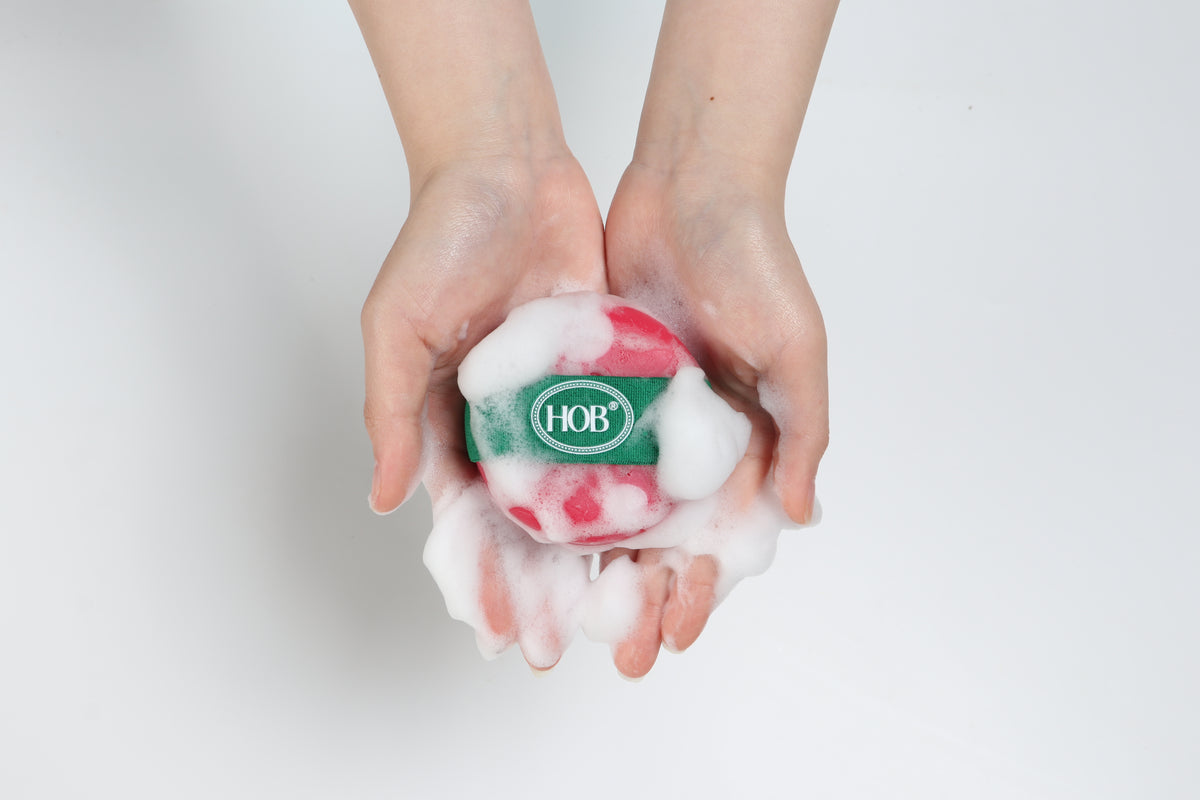 Sapone da spugna di burro di rosa e di karité